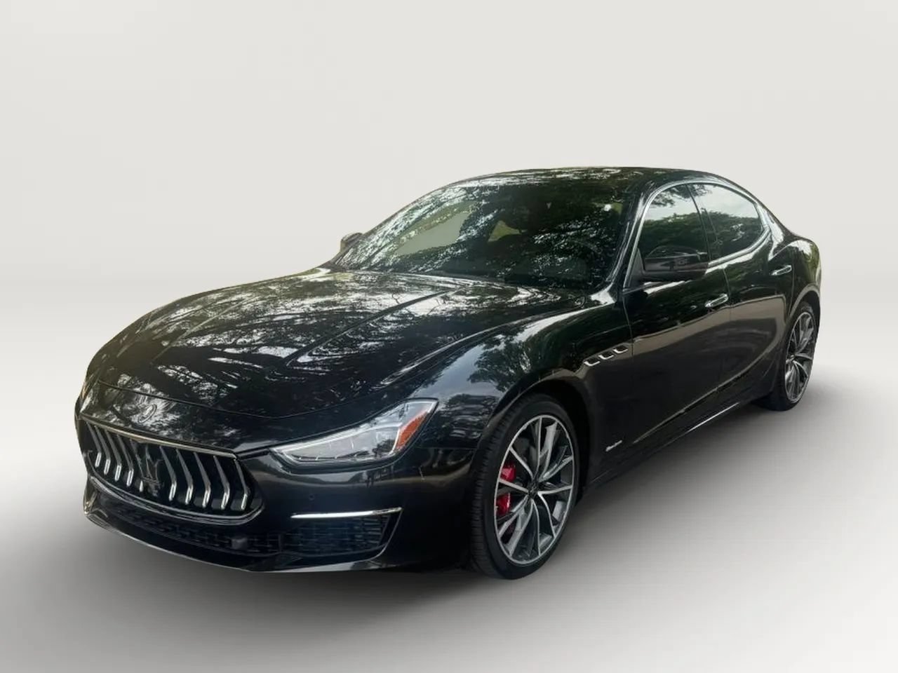 Used 2019 Maserati Ghibli S GranLusso AWD/4WD image 2