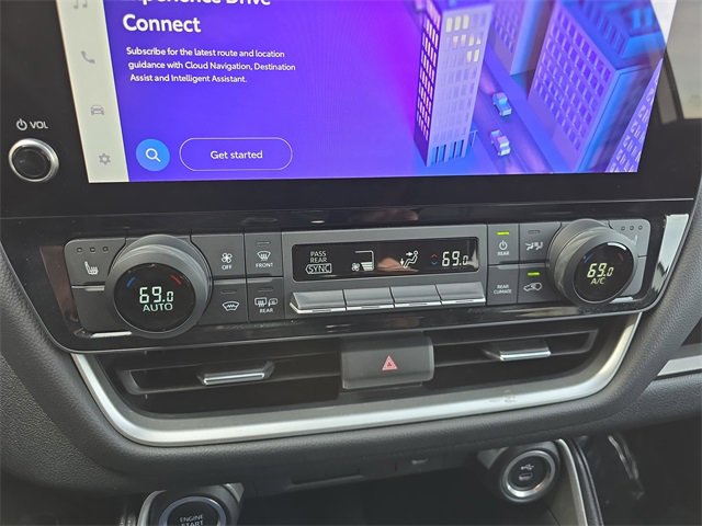 Used 2024 Toyota Grand Highlander XLE image 28