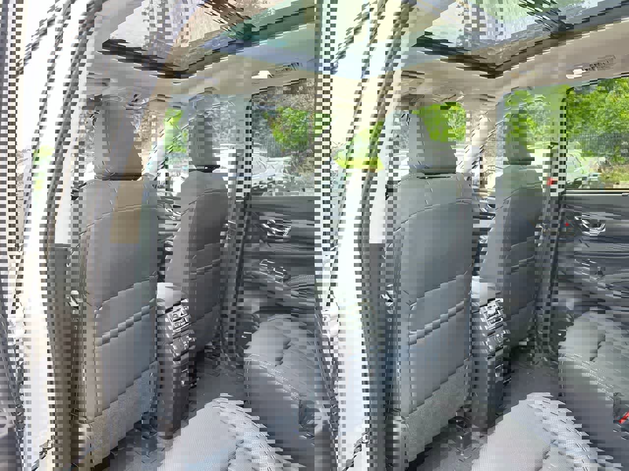 New 2025 Subaru Ascent Limited image 14