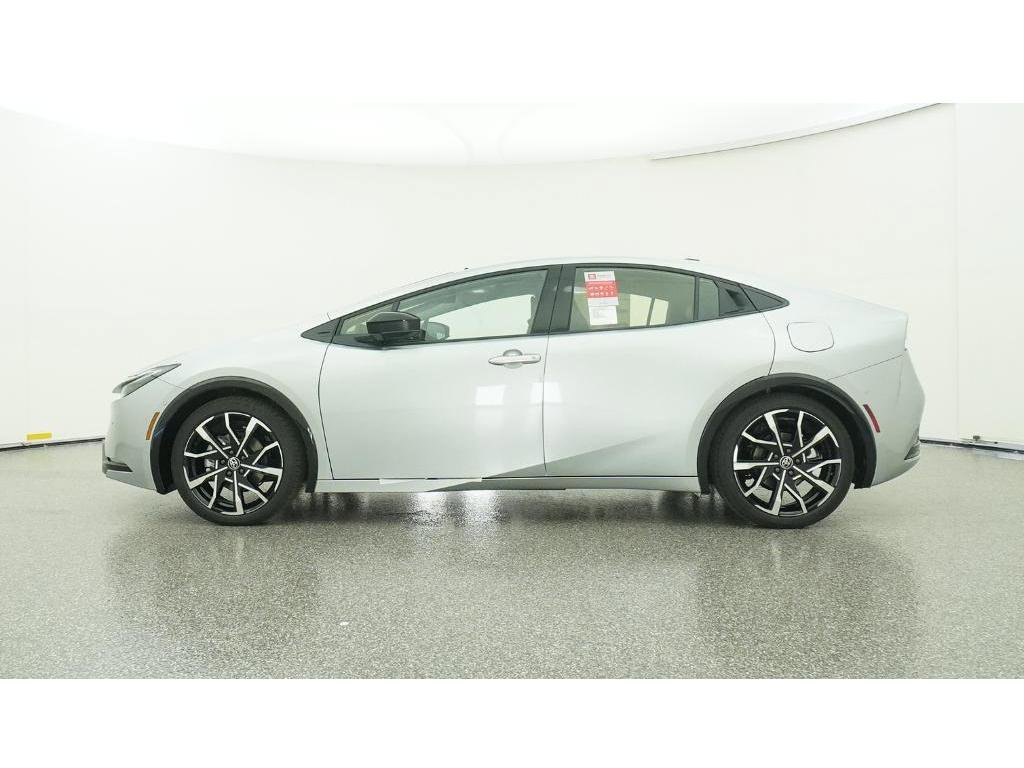 New 2026 Toyota Prius Plug-In Hybrid image 19