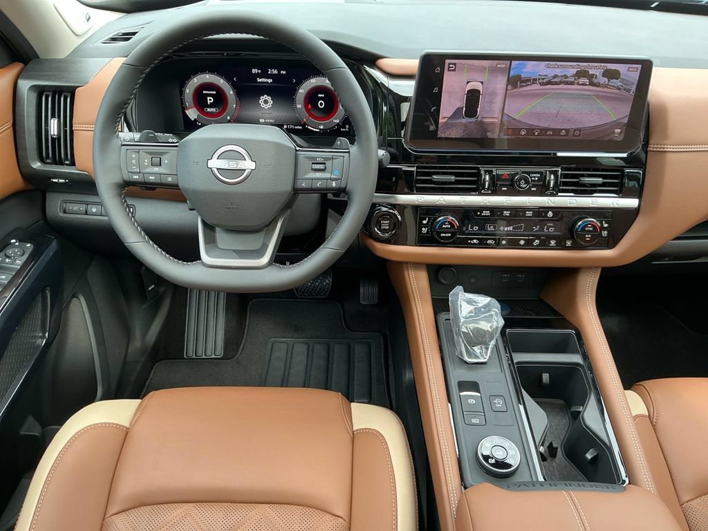 New 2026 Nissan Pathfinder Platinum AWD/4WD image 16