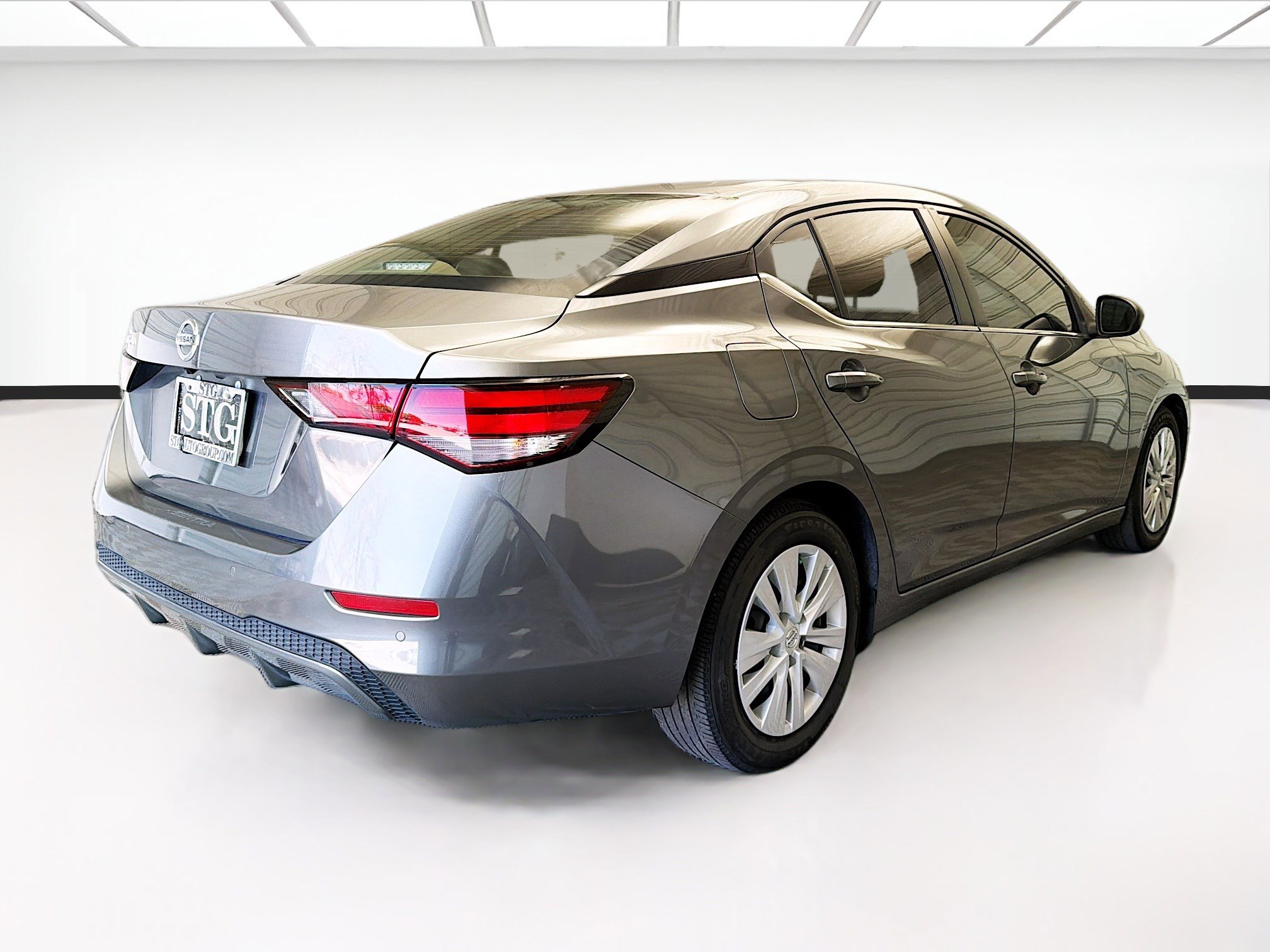 Used 2023 Nissan Sentra S FWD image 4