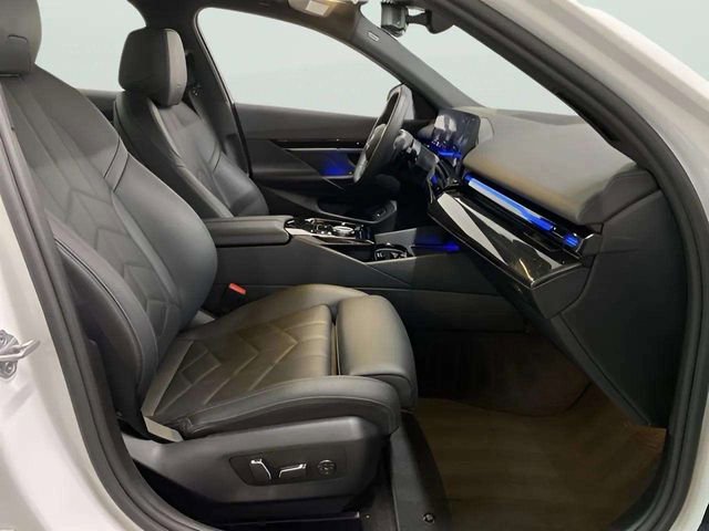 Used 2025 BMW 530i RWD image 79