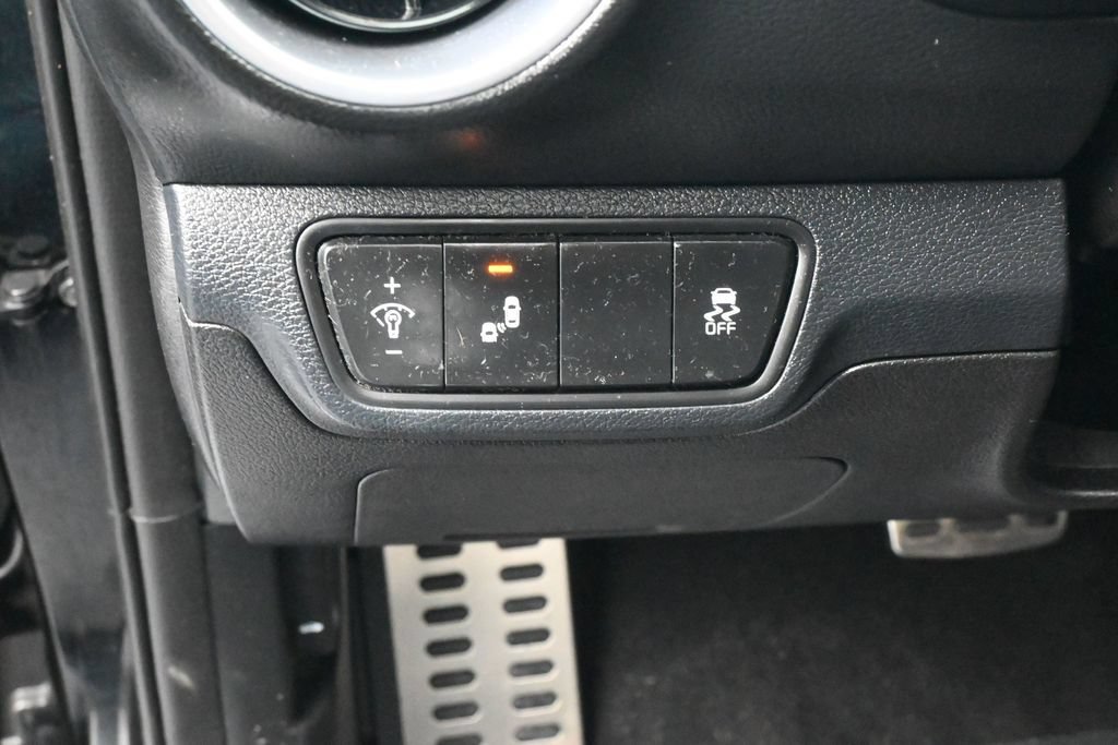 Used 2023 Kia Forte GT-Line w/ GT-Line Technology Package FWD image 14