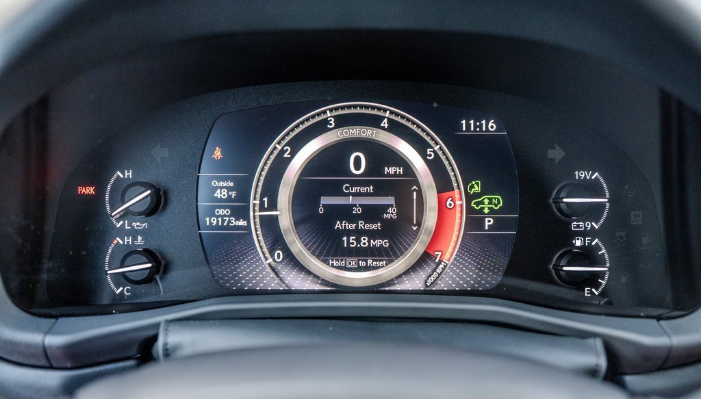 Used 2023 Lexus LX 600 4WD w/ Luxury Package image 9