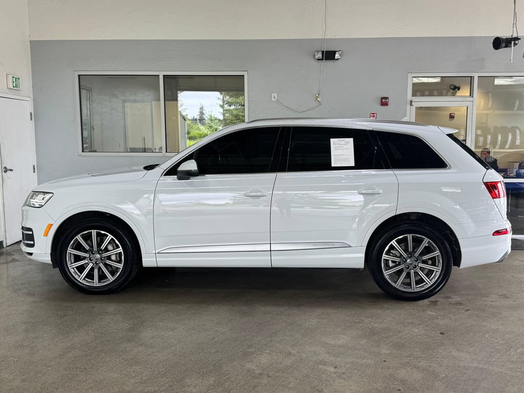Used 2019 Audi Q7 3.0T Premium Plus w/ Premium Plus Package AWD/4WD image 7