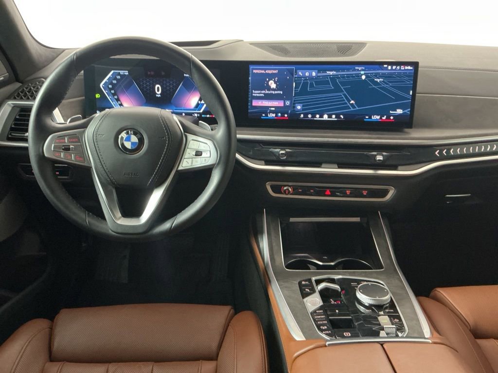 Certified 2025 BMW X7 xDrive40i AWD/4WD image 9