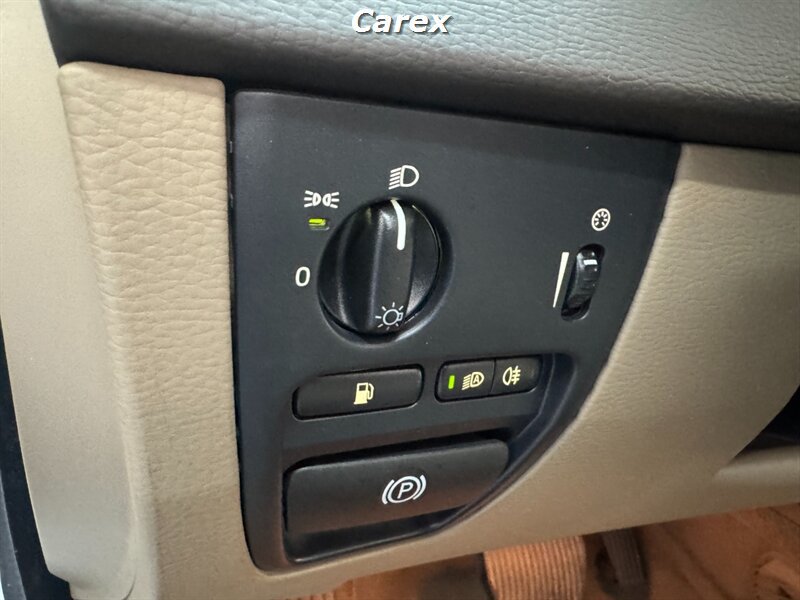 Used 2013 Volvo XC90 3.2 FWD image 36