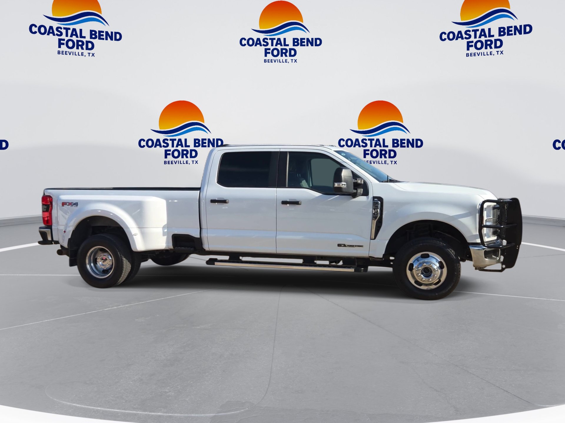 Used 2026 Ford F350 XL w/ 360-Degree Camera Package AWD/4WD image 9