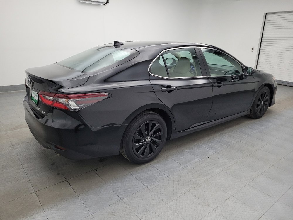 Used 2023 Toyota Camry LE image 10