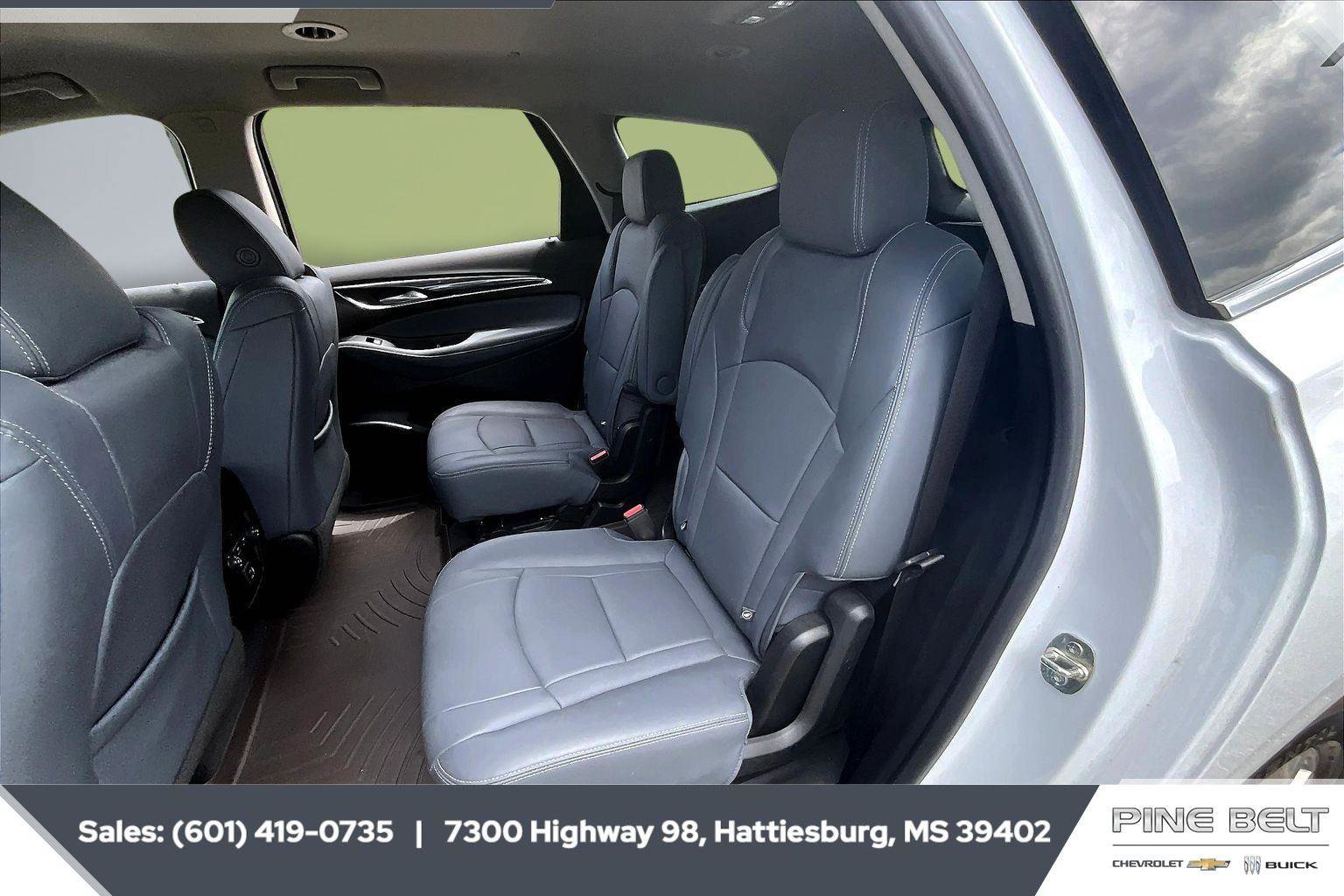 Used 2020 Buick Enclave Essence image 19