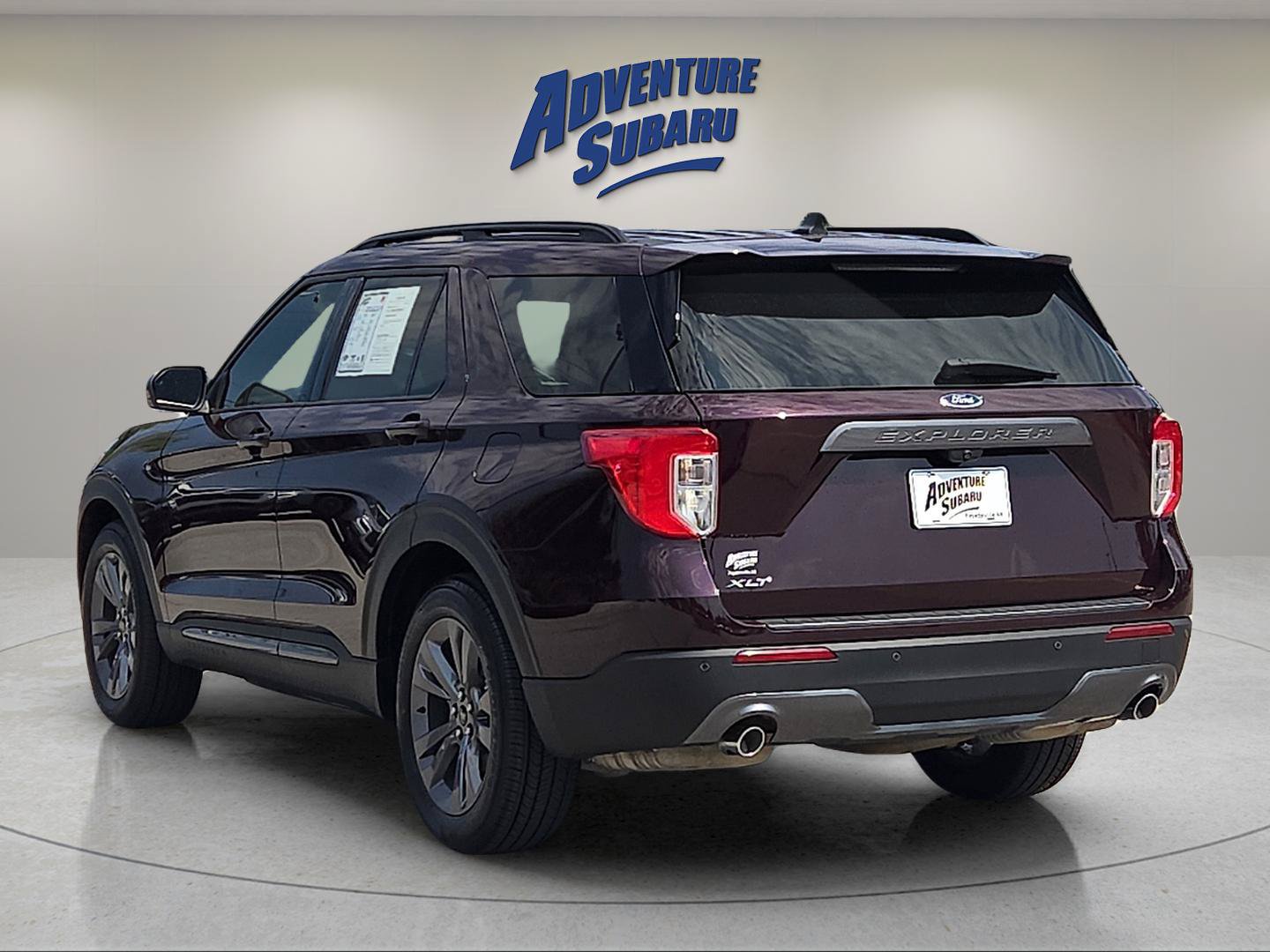 Used 2022 Ford Explorer XLT w/ Equipment Group 202A RWD image 5