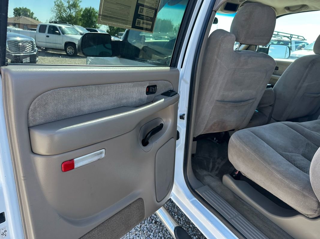 Used 2003 Chevrolet Silverado 2500 LS w/ Skid Plate Package AWD/4WD image 25