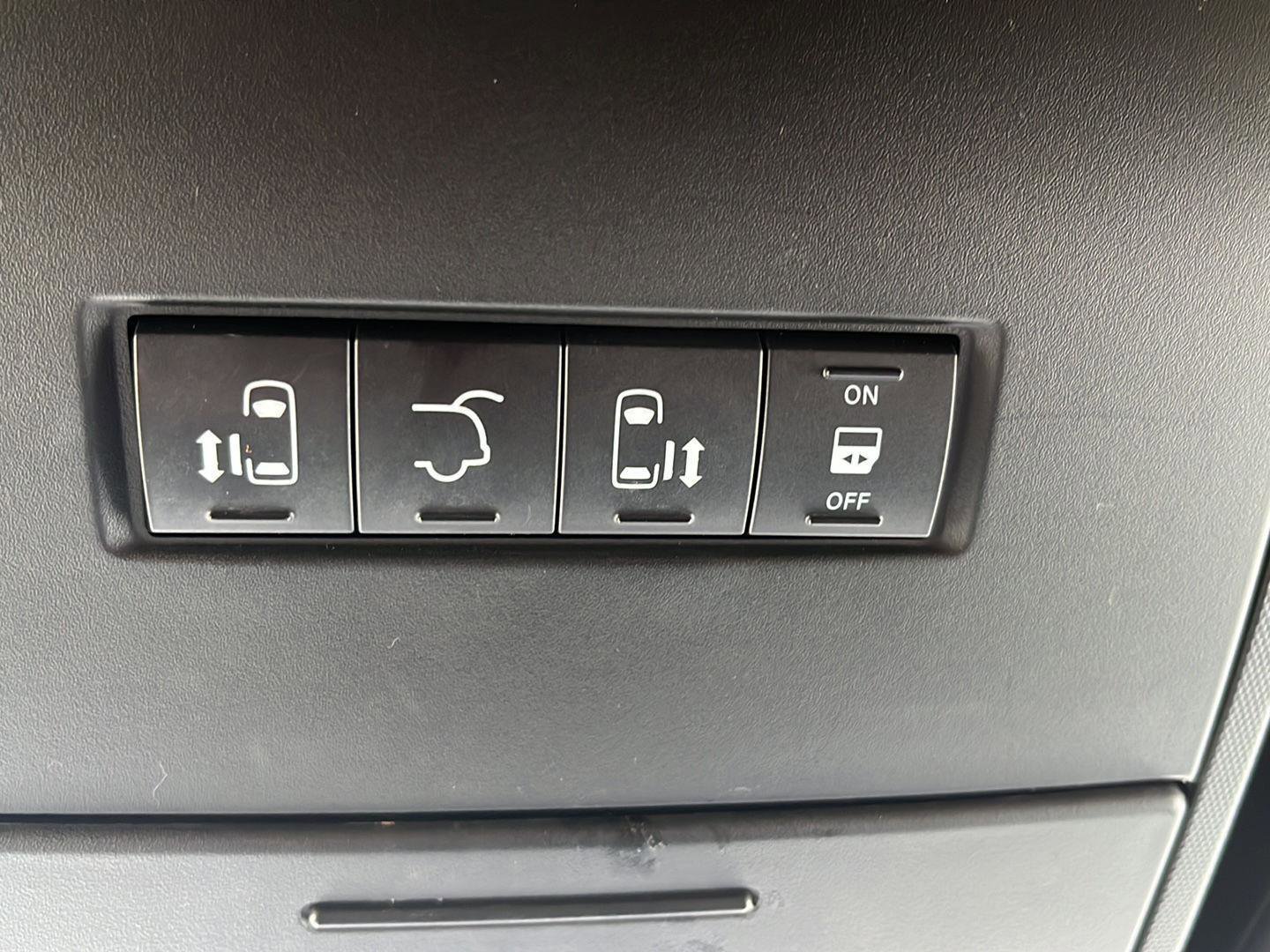 Used 2018 Dodge Grand Caravan GT image 15