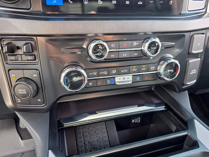 Used 2026 Ford F250 Platinum AWD/4WD image 28