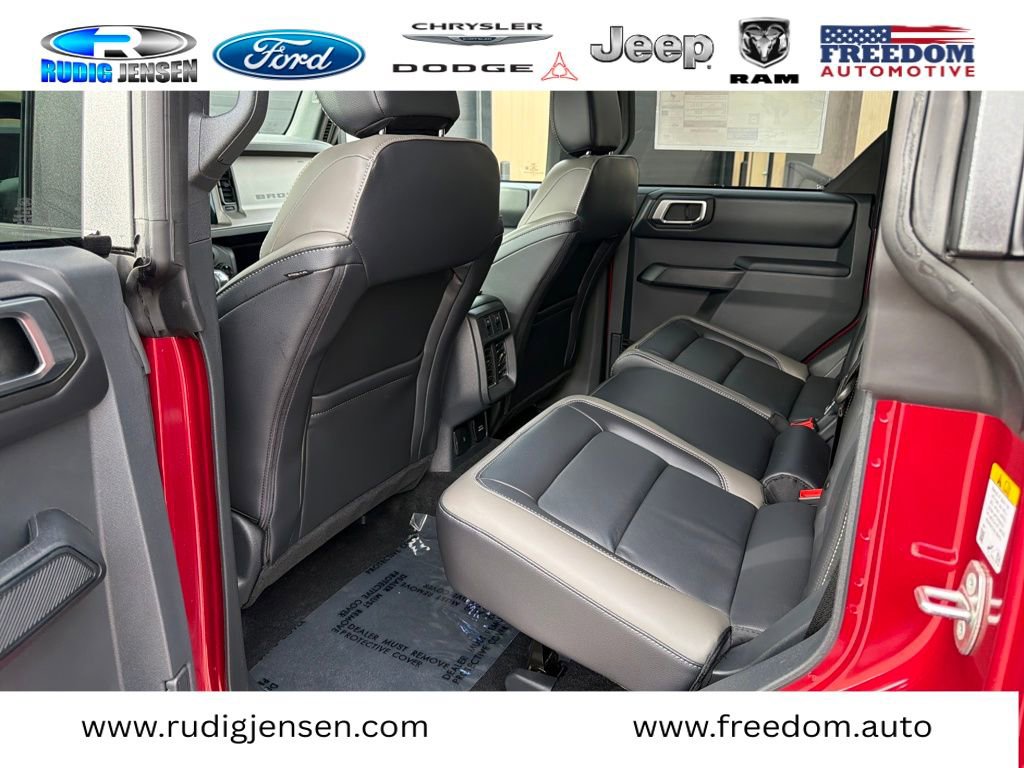New 2026 Ford Bronco Outer Banks w/ Sasquatch Package image 12