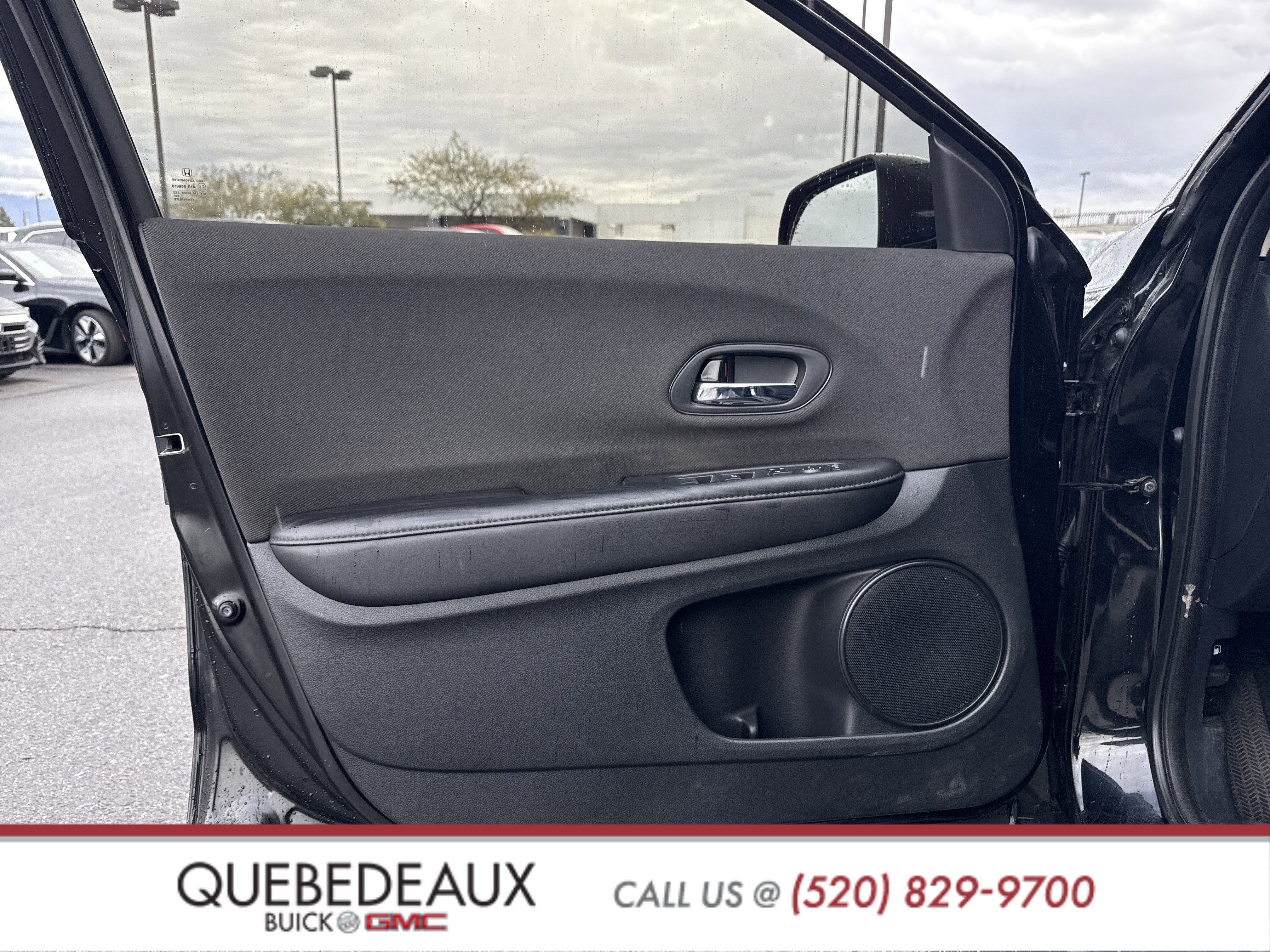 Used 2020 Honda HR-V LX image 11