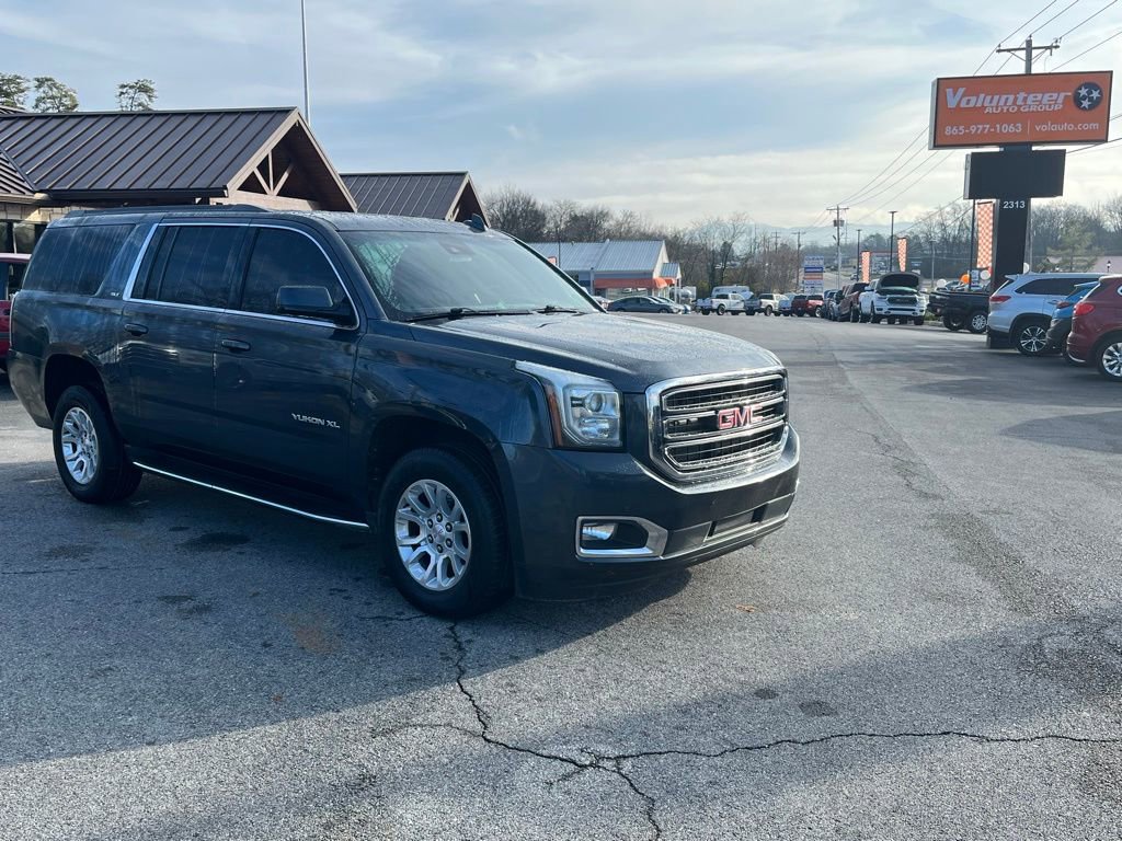 Used 2020 GMC Yukon XL SLT w/ Open Road Package image 2