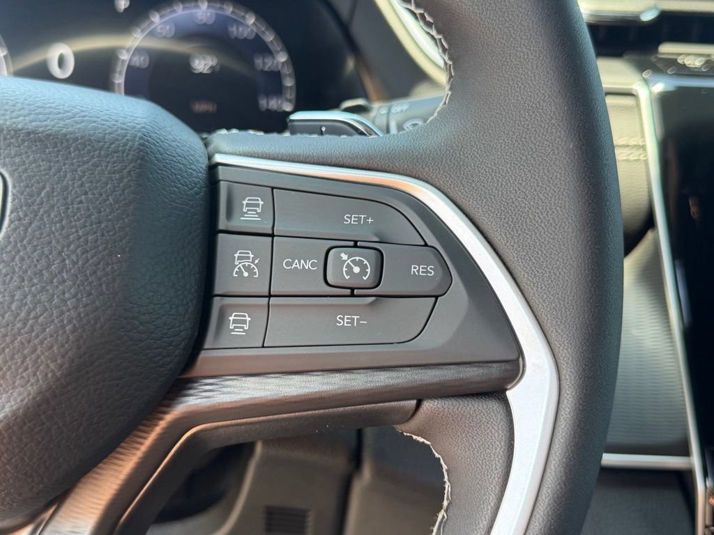 New 2026 Jeep Grand Cherokee Laredo RWD image 19
