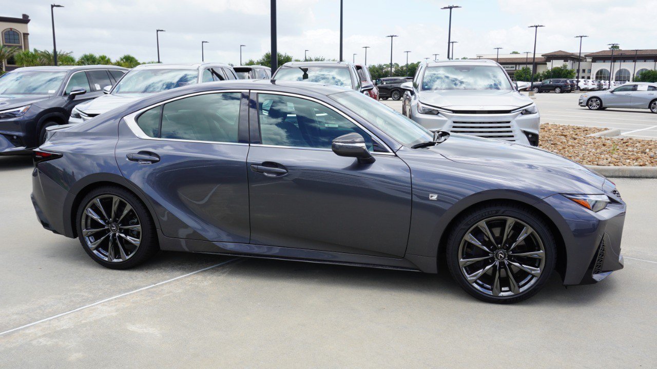 Certified 2023 Lexus IS 350 F Sport w/ Memory Package RWD image 4