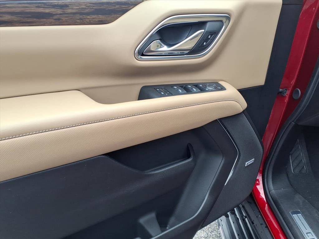 Certified 2024 Chevrolet Tahoe Premier AWD/4WD image 7