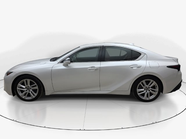 Used 2024 Lexus IS 300 w/ Comfort Package RWD image 9
