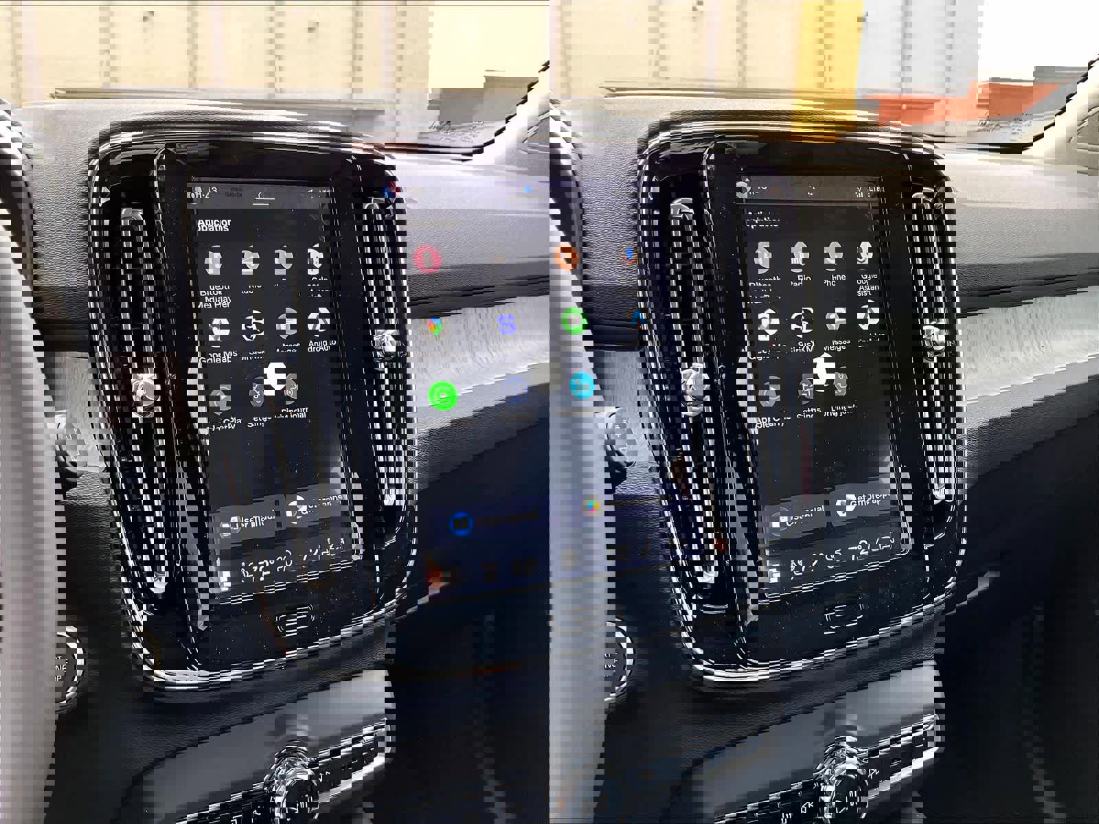 New 2026 Volvo XC40 B4 Core w/ Climate Package image 21