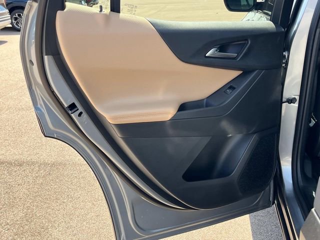 New 2026 Chevrolet Equinox ACTIV w/ Convenience Package III image 23