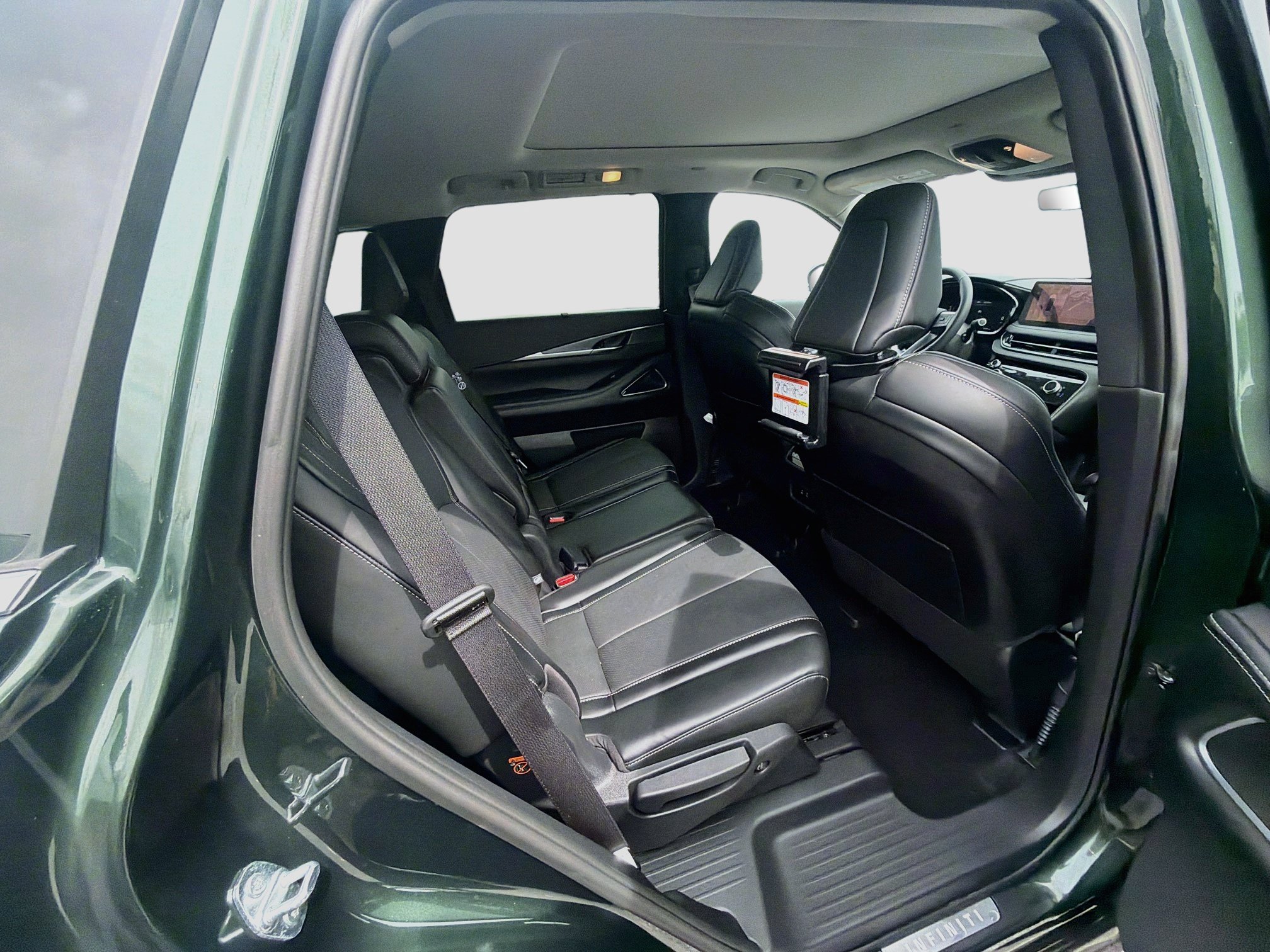 Used 2026 INFINITI QX60 Luxe w/ Family Package FWD image 29