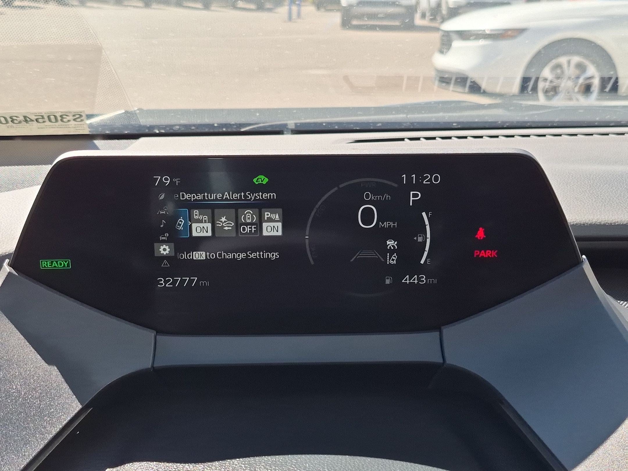 Used 2025 Toyota Prius LE FWD image 23