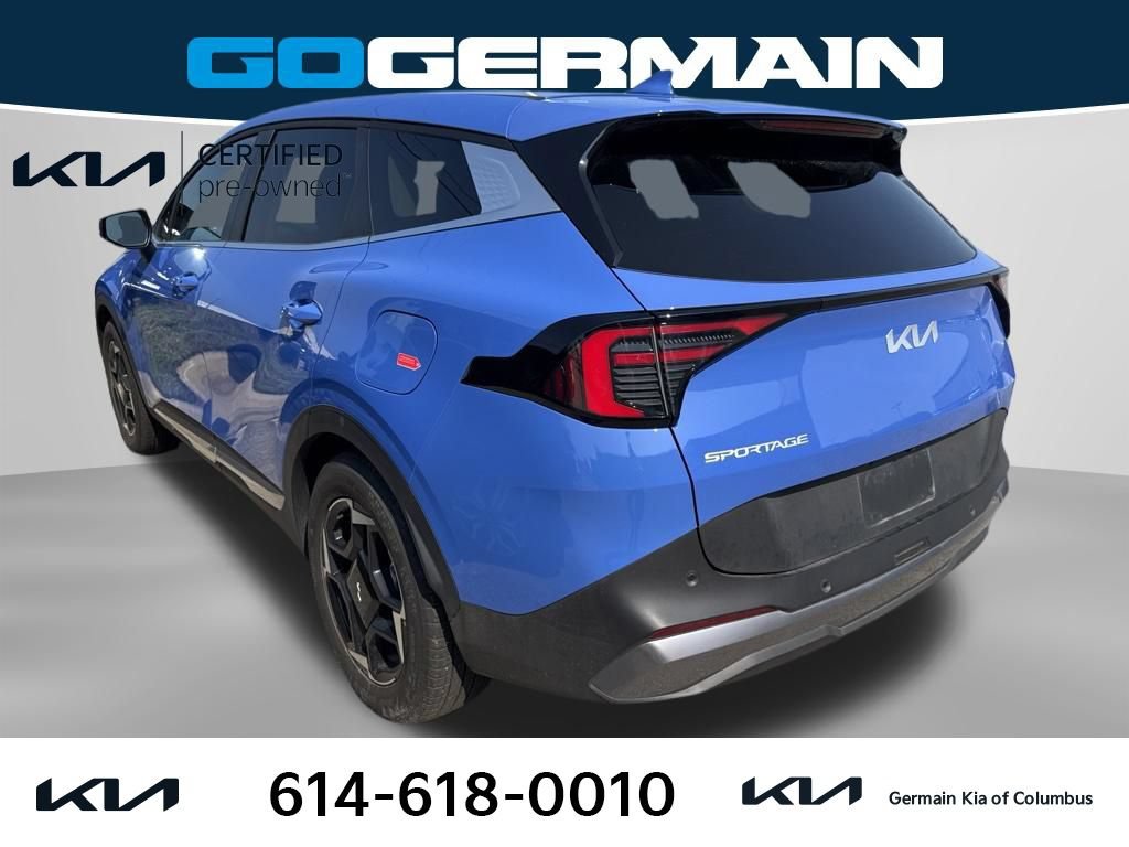 Certified 2026 Kia Sportage EX FWD image 3