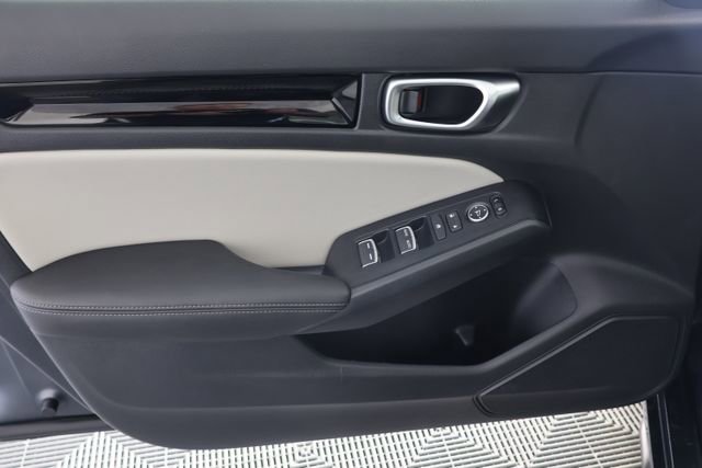 Used 2024 Honda Civic EX-L image 25