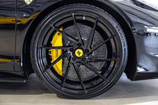 Used 2014 Ferrari 458 Spider RWD image 24