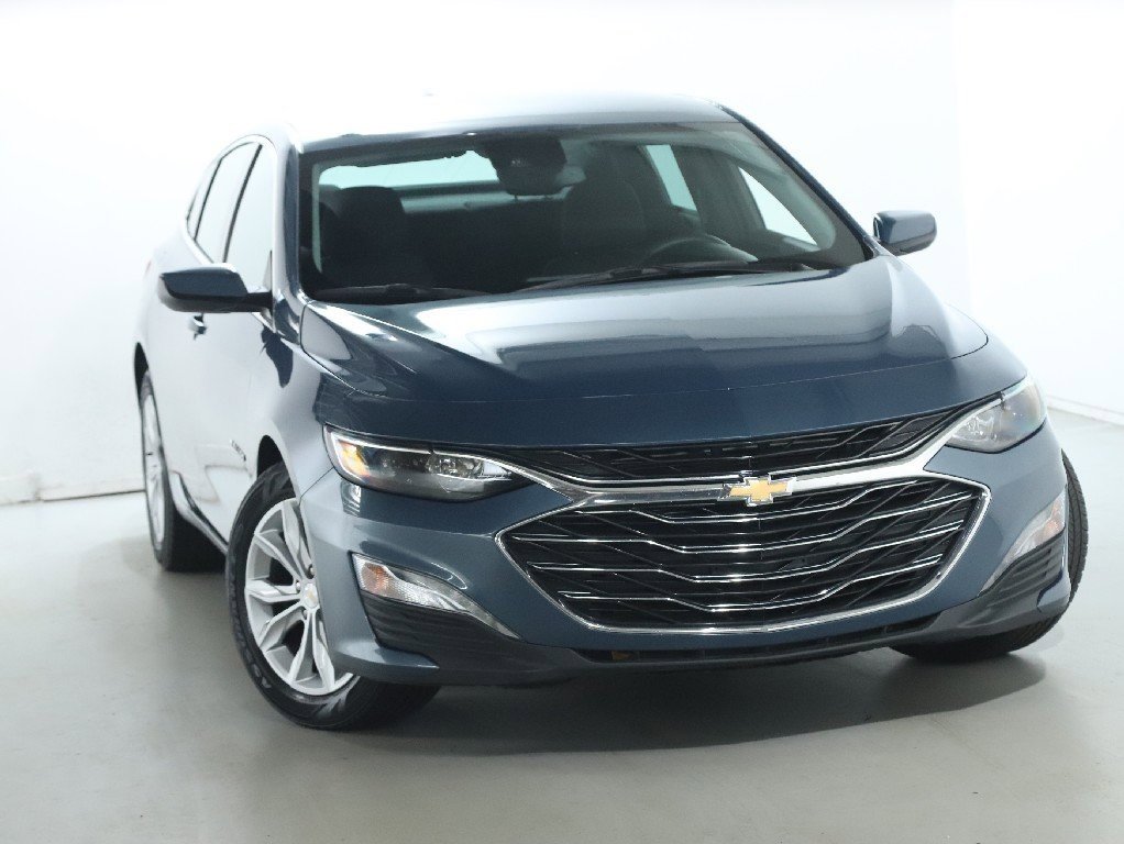 Used 2024 Chevrolet Malibu LT image 2