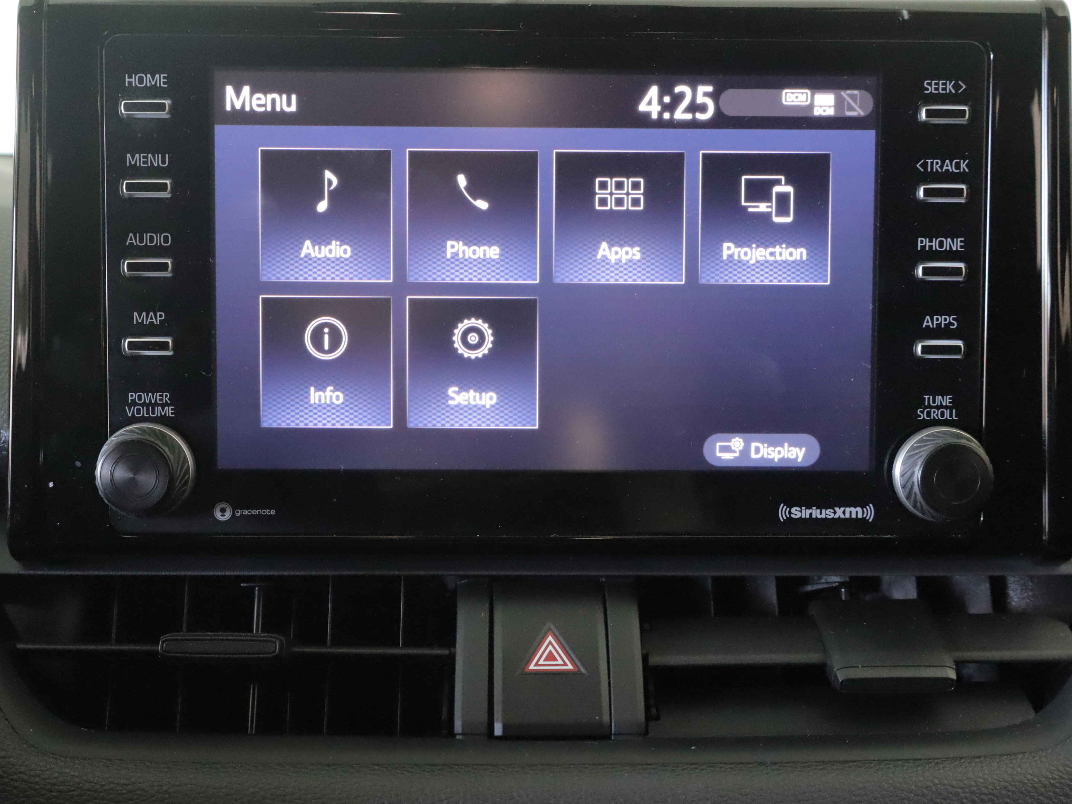 Used 2022 Toyota RAV4 SE image 14