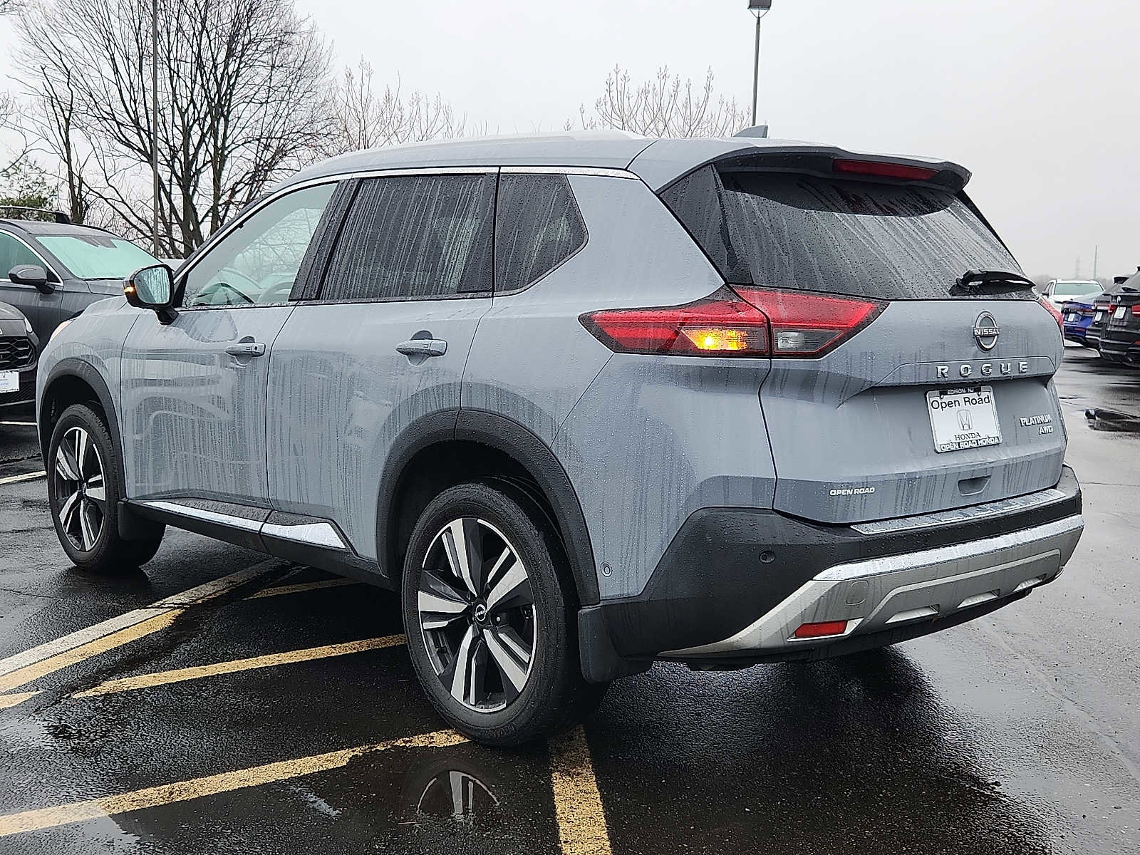 Used 2022 Nissan Rogue Platinum w/ Head-Up Display Package AWD/4WD image 4