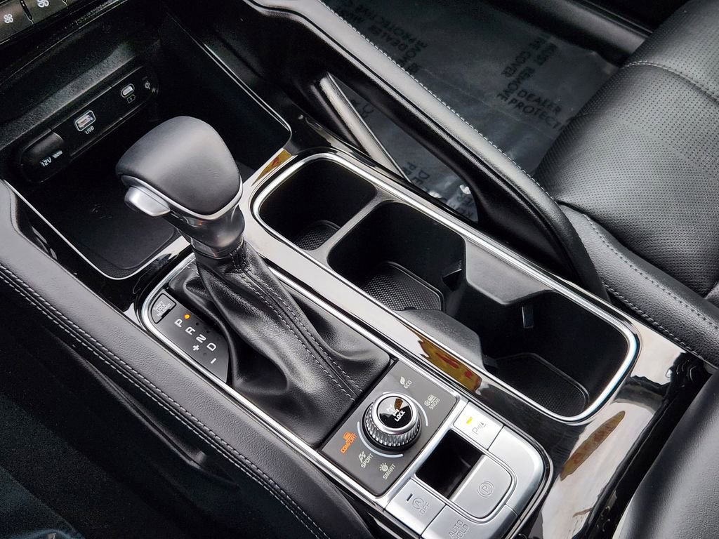 Certified 2025 Kia Telluride EX w/ EX Captain's Chair Package image 25