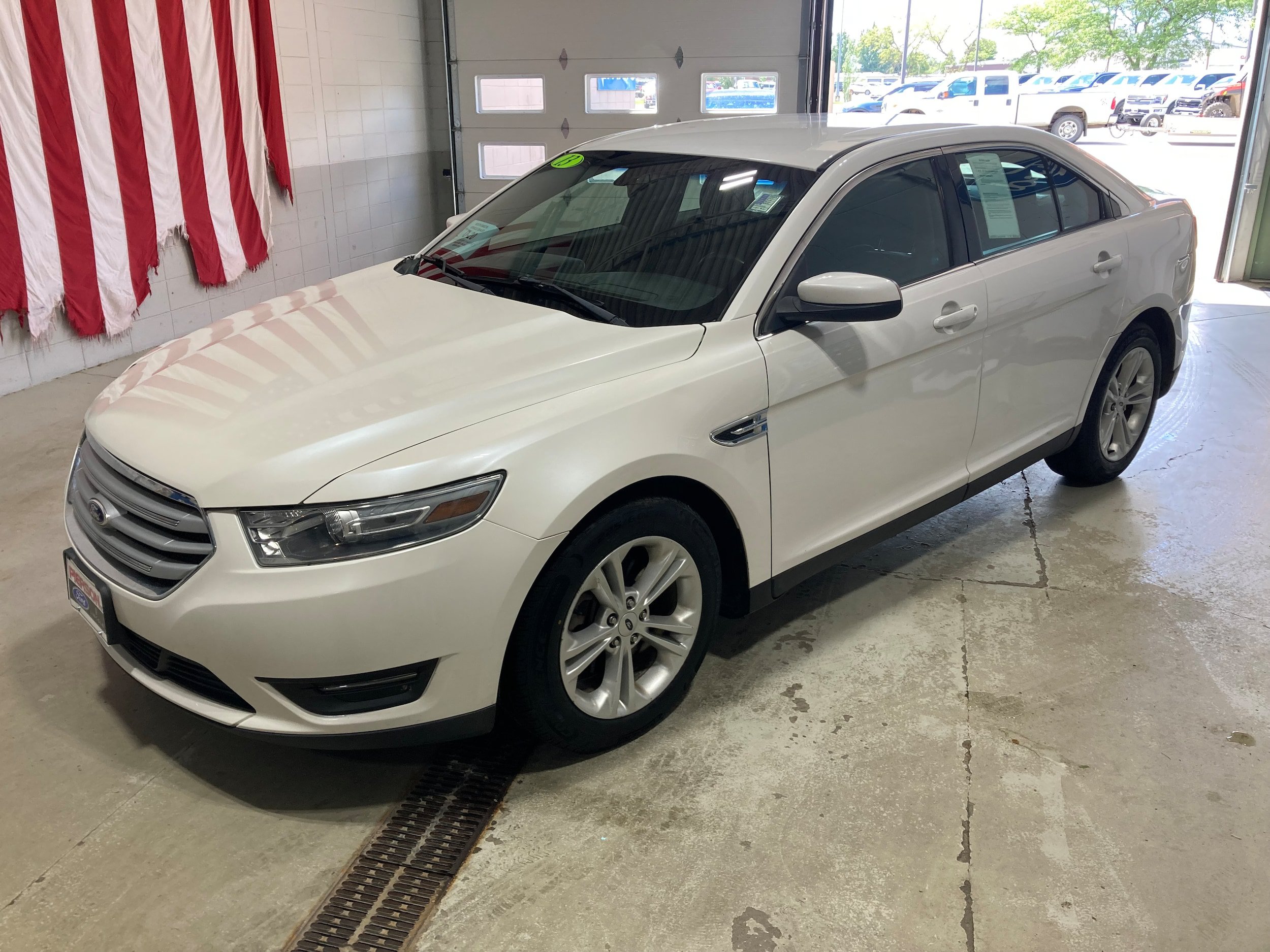 Used 2013 Ford Taurus SEL