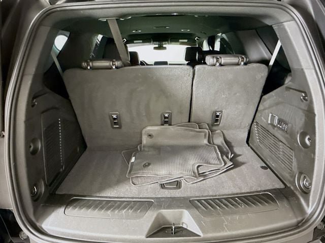 Used 2022 Chevrolet Tahoe LT w/ Luxury Package RWD image 29
