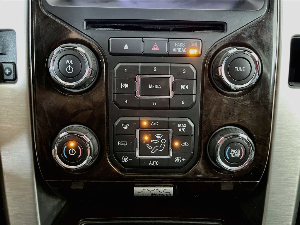 Used 2013 Ford F150 Platinum RWD image 16