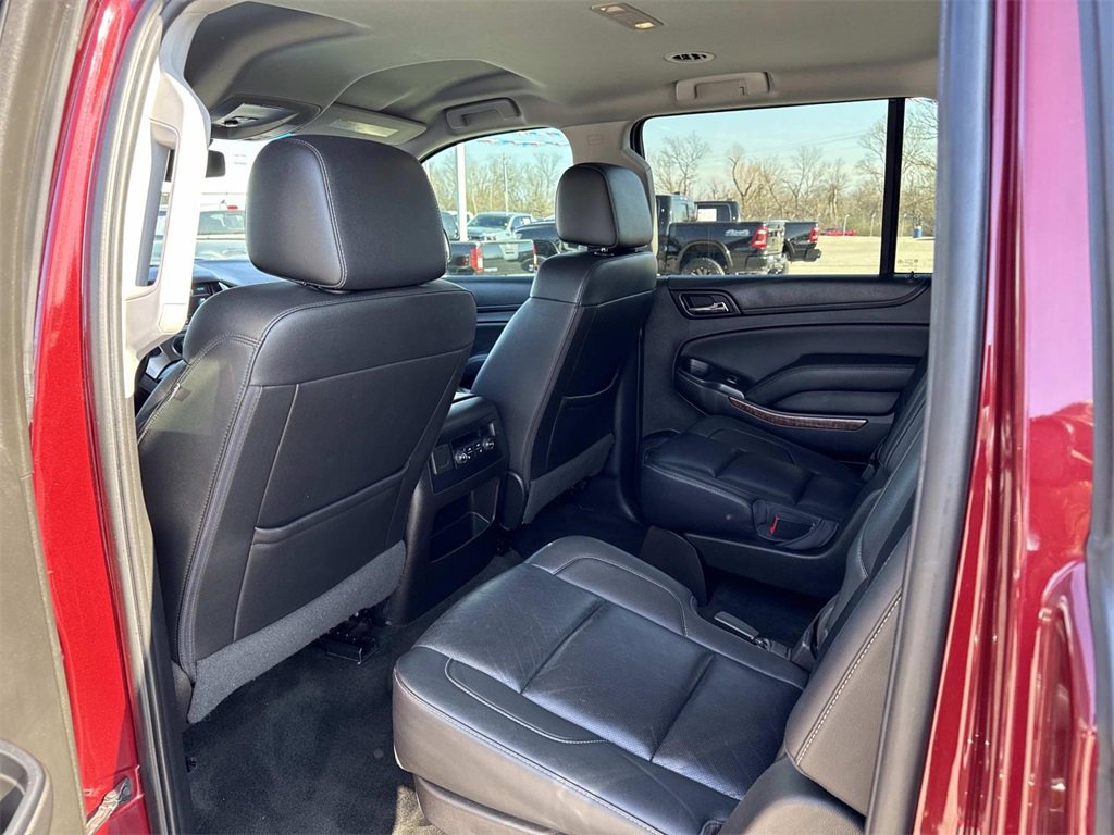 Used 2017 Chevrolet Suburban Premier image 27