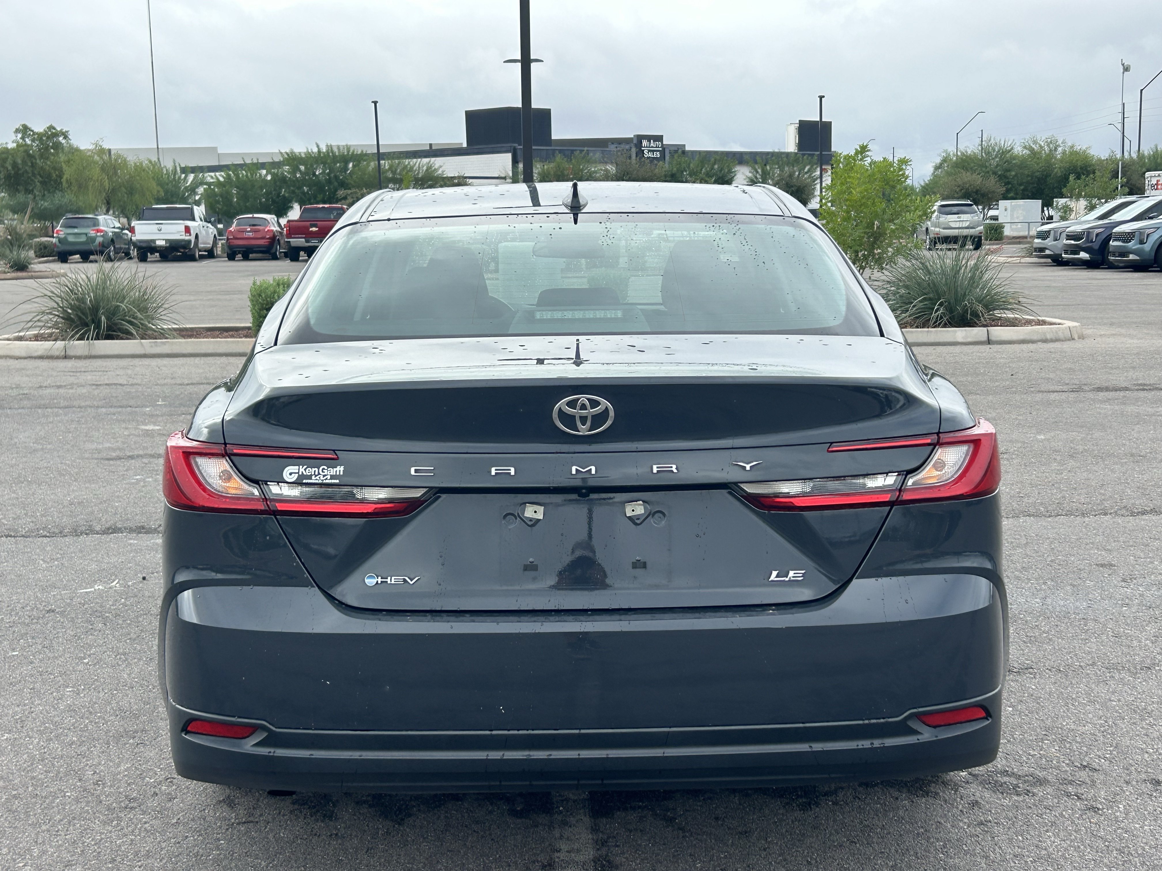 Used 2025 Toyota Camry LE FWD image 4