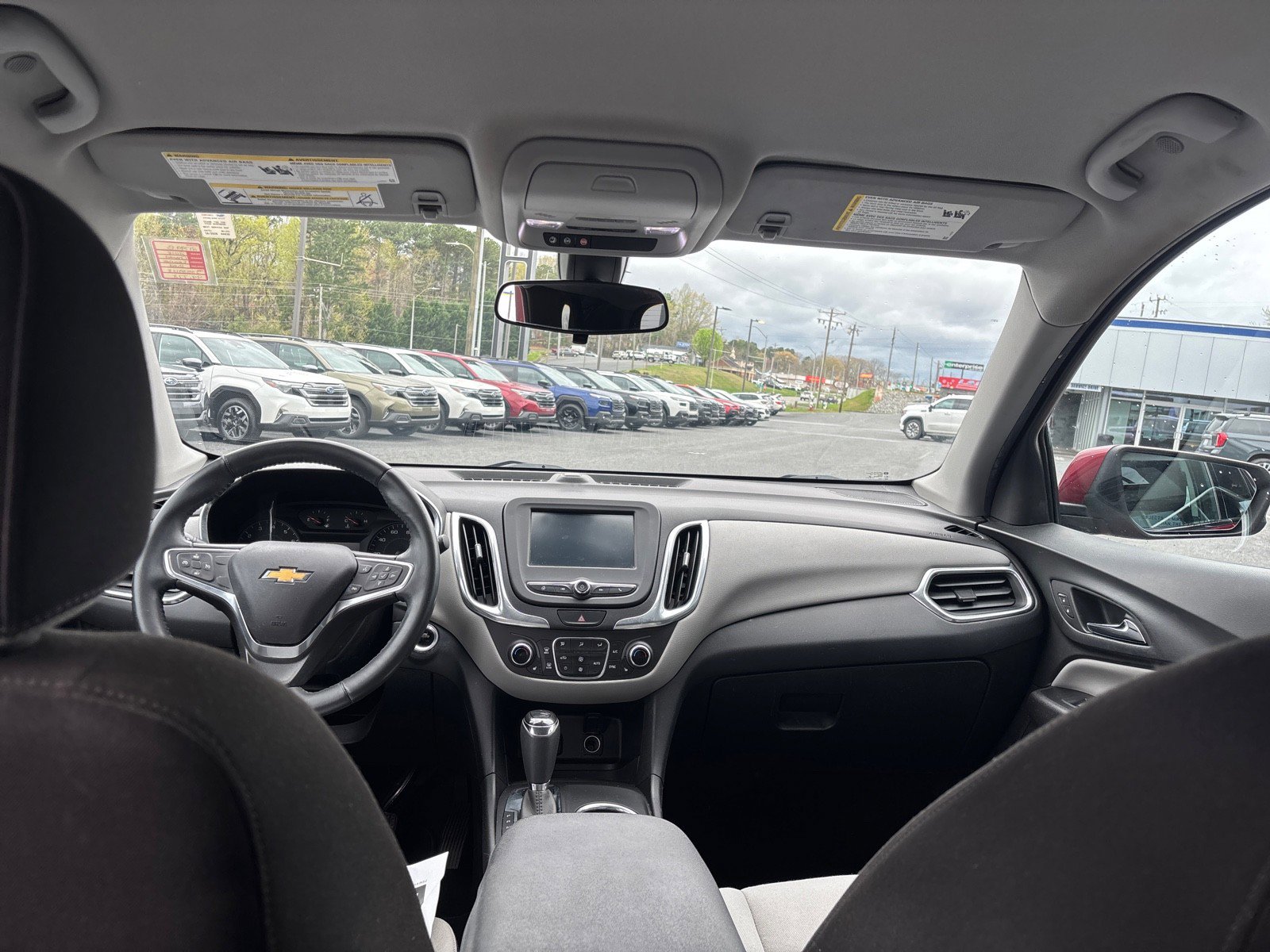 Used 2018 Chevrolet Equinox LT image 36