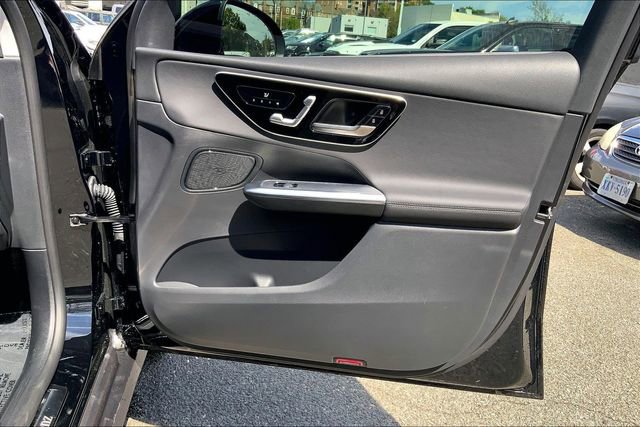 Certified 2025 Mercedes-Benz GLC 300 4MATIC image 19