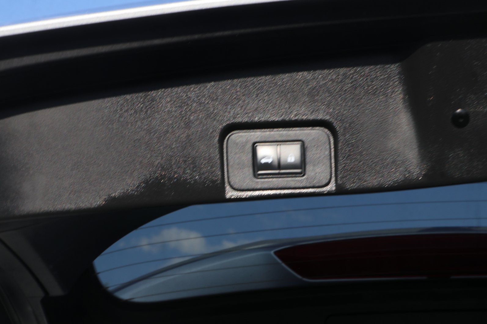 Used 2024 Nissan Rogue SV AWD/4WD image 30
