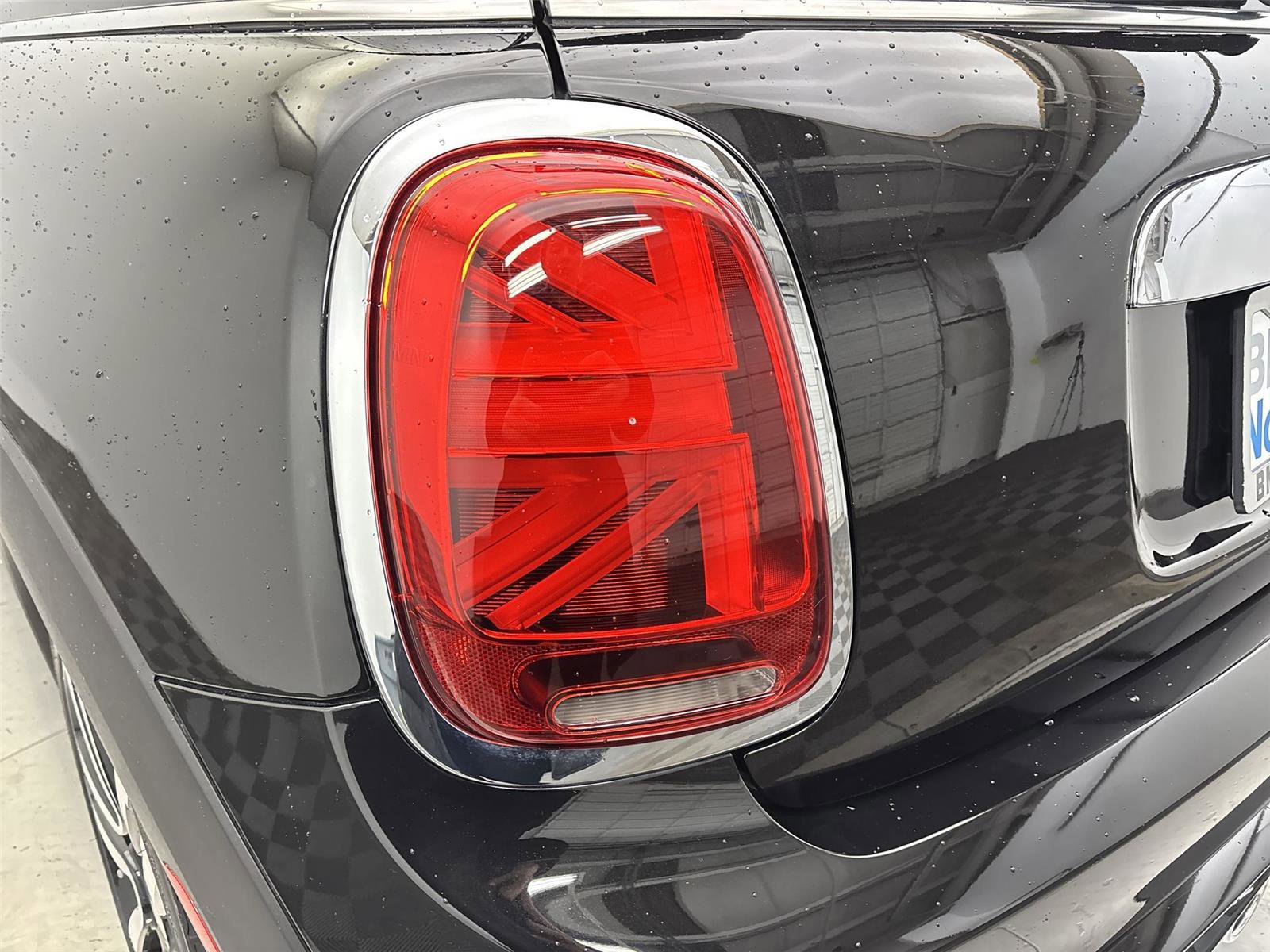 Used 2019 MINI Cooper S w/ Driver Assistance Package image 19