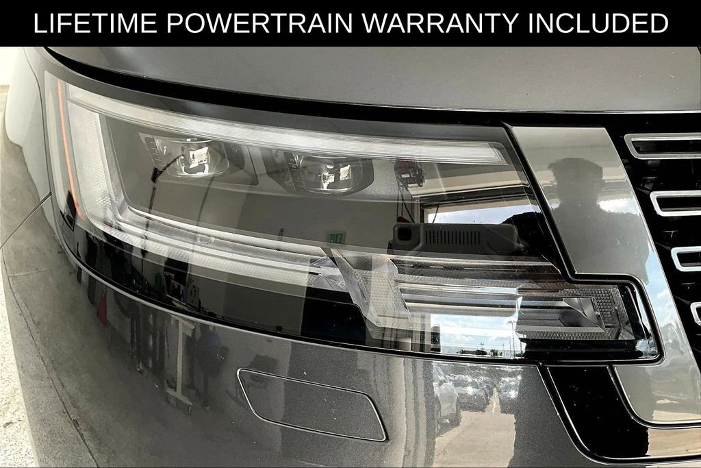 Used 2023 Land Rover Range Rover SE image 40