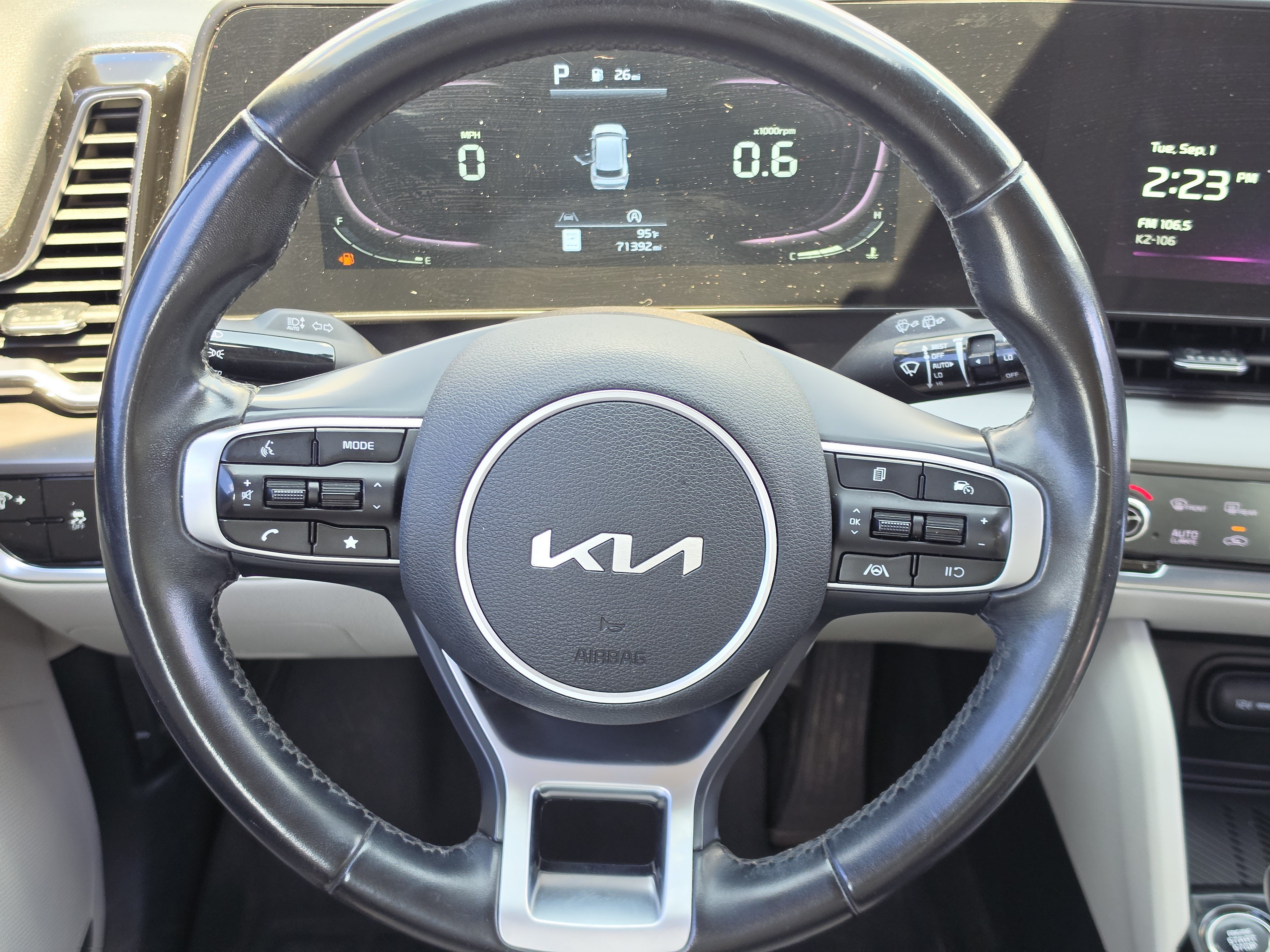 Used 2023 Kia Sportage EX FWD image 16