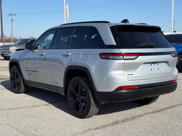 Used 2024 Jeep Grand Cherokee Altitude video 3