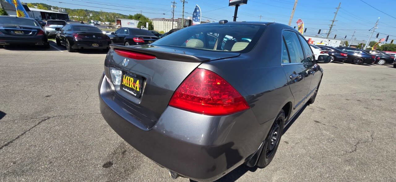 Used 2006 Honda Accord EX image 18